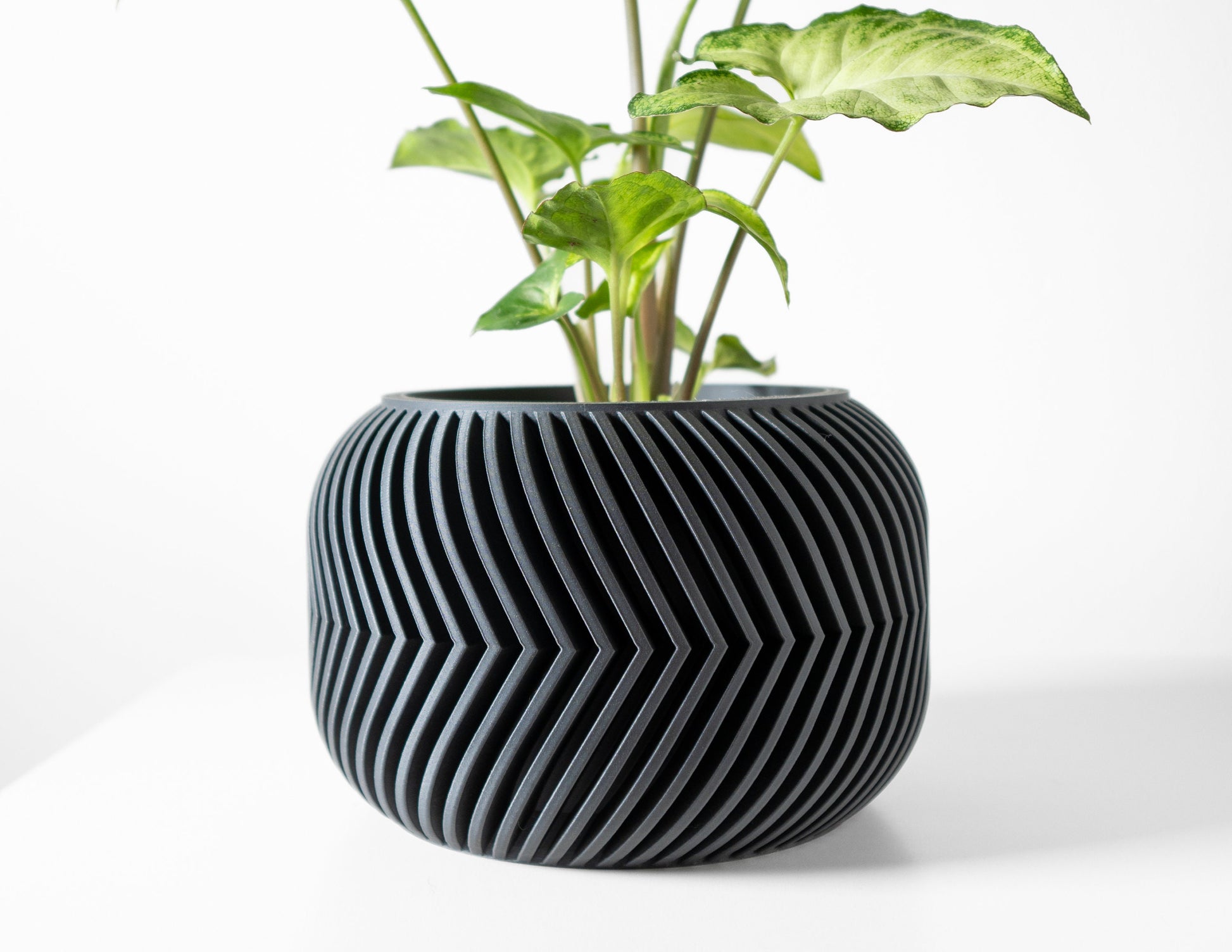 Modern Round Planter Pot - Minimalist Home Decor for Small & Medium Plants, Indoor Gardening Plant Lover Gift