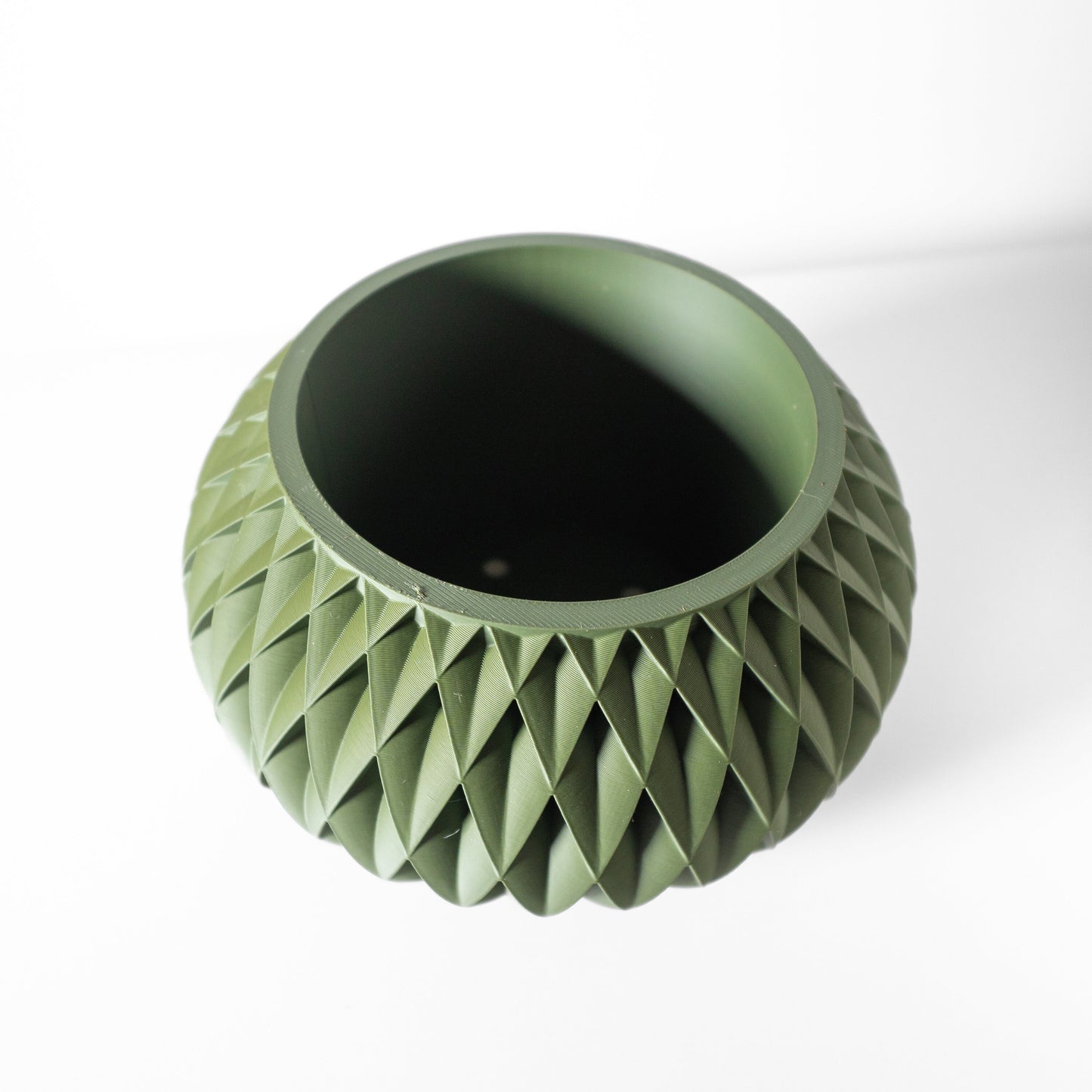 Modern Medium Planter Pot - Stylish Home Decor for Small & Medium Plants, Indoor Gardening Plant Lover Gift - 3D Printed