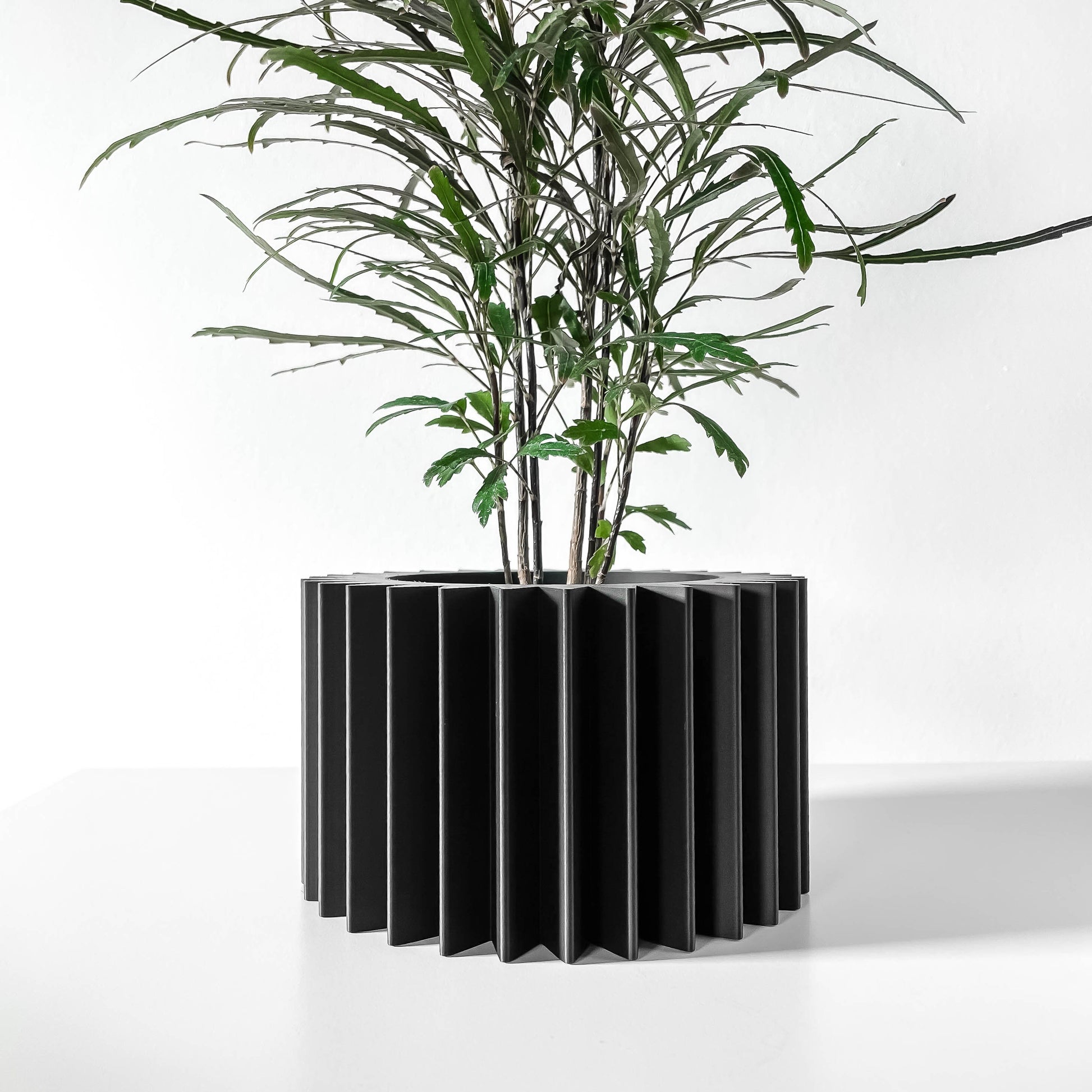 Modern Terra Planter Pot - Stylish Home Decor for Small & Medium Plants, Indoor Gardening Plant Lover Gift