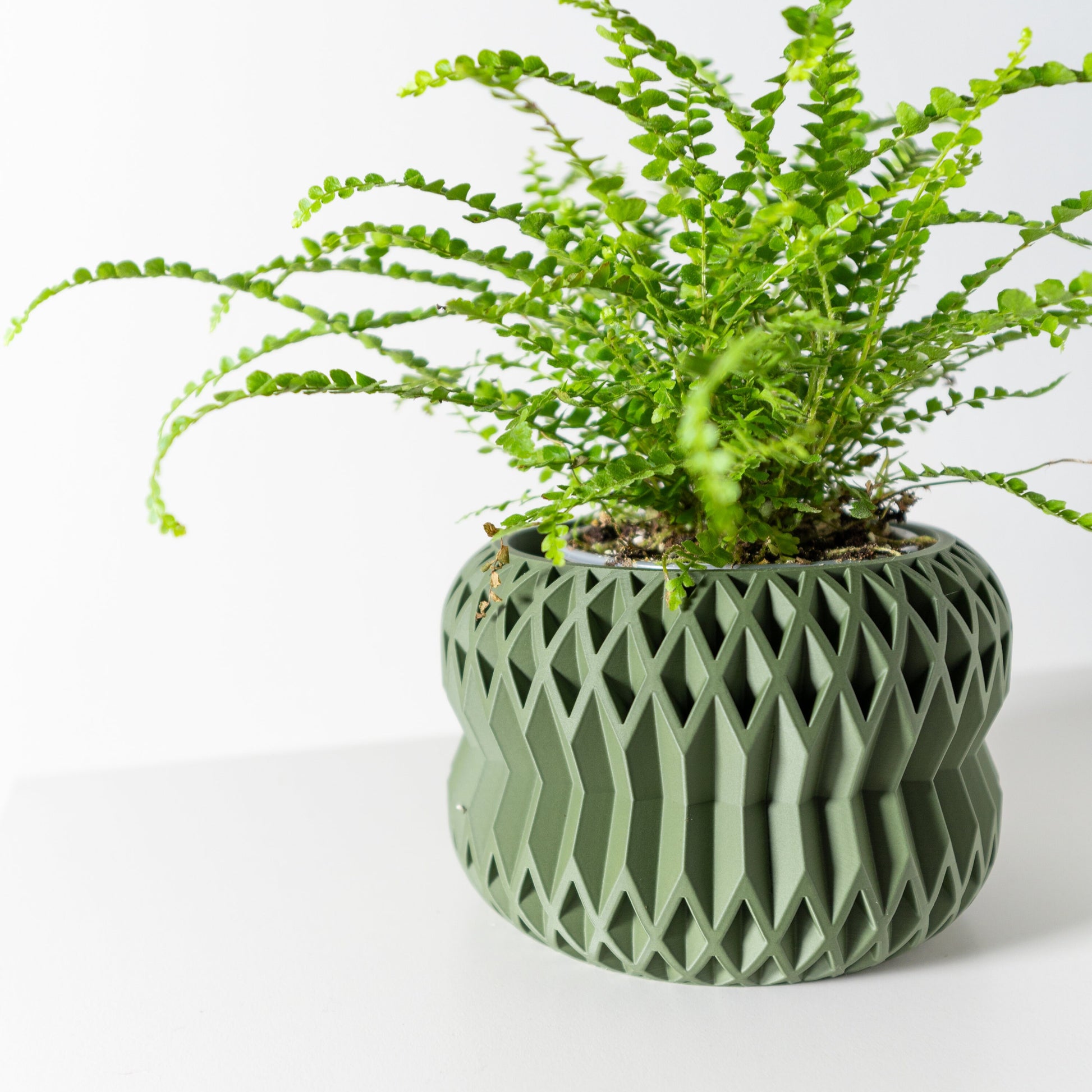 Modern Planter Pot - Stylish Home Decor for Small & Medium Plants, Indoor Gardening Plant Lover Gift