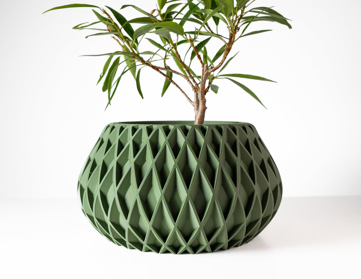 Modern Planter Pot - Stylish Home Decor for Small & Medium Plants, Indoor Gardening Plant Lover Gift