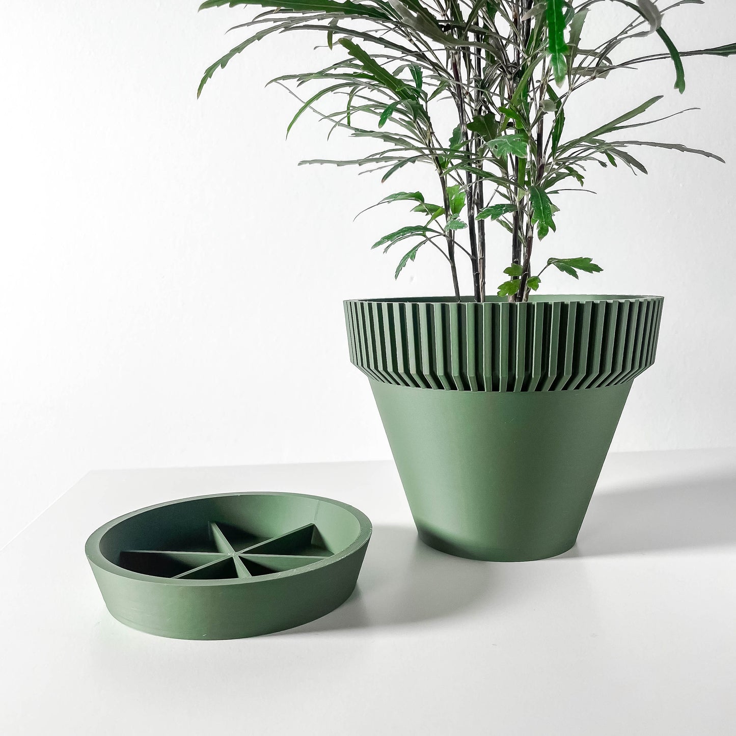 Modern Planter Pot - Stylish Home Decor for Small & Medium Plants, Indoor Gardening Plant Lover Gift