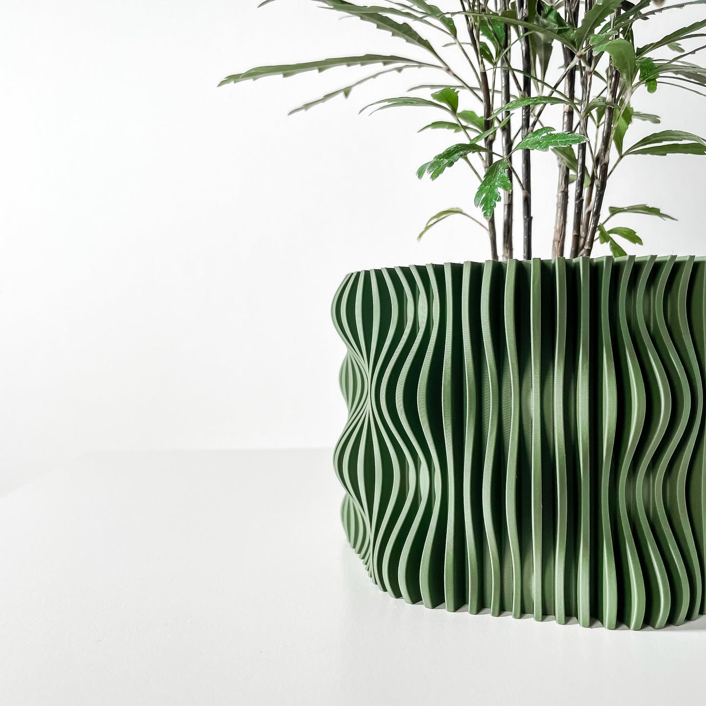 Modern Planter Pot - Stylish Home Decor for Small & Medium Plants, Indoor Gardening Plant Lover Gift