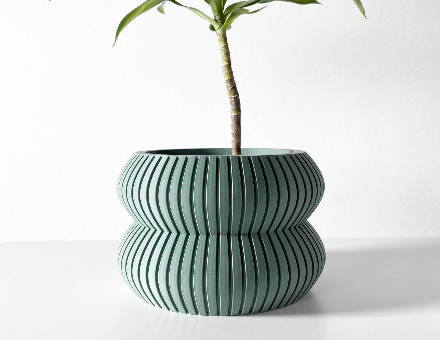 Modern Planter Pot - Stylish Home Decor for Small & Medium Plants, Indoor Gardening Plant Lover Gift