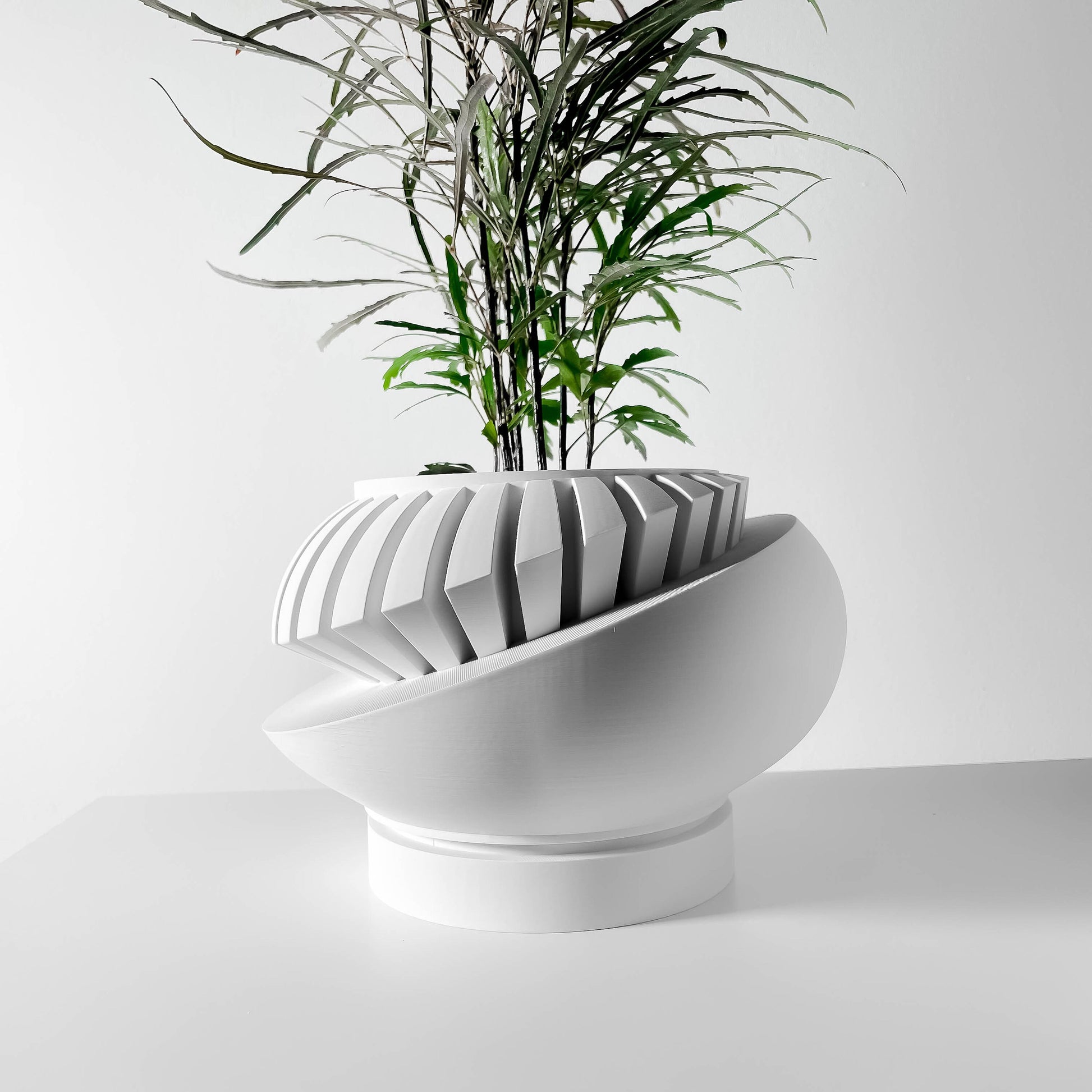 Modern Planter Pot - Minimalist Home Decor for Small & Medium Plants, Indoor Gardening Plant Lover Gift