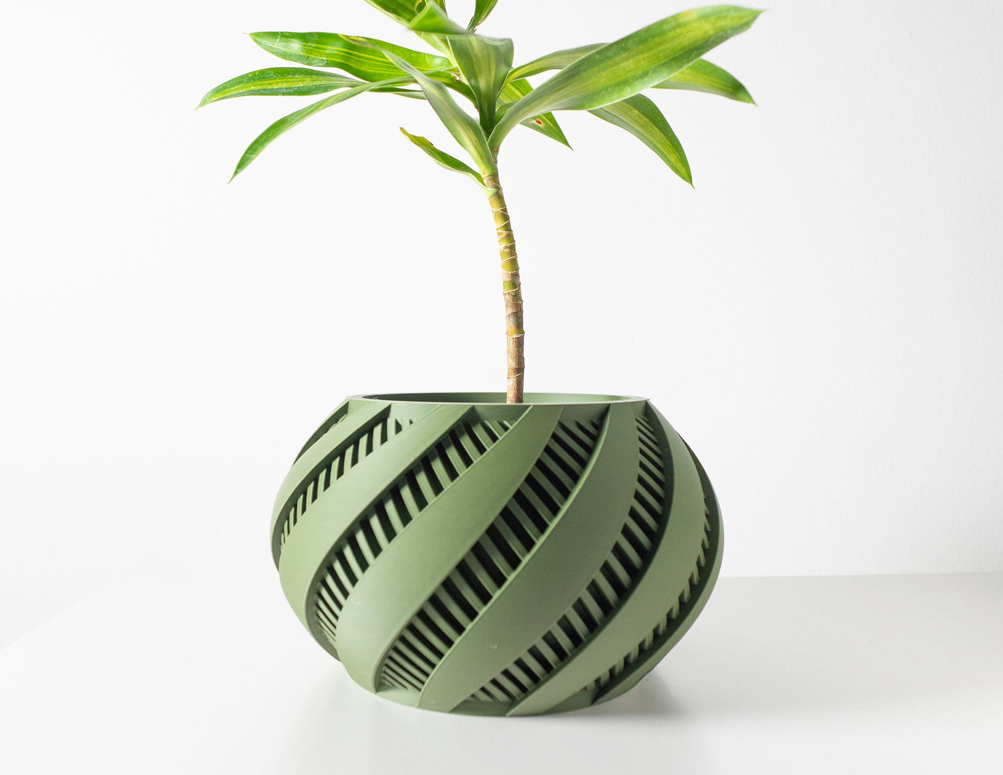 Modern Round Planter Pot - Minimalist Home Decor for Small & Medium Plants, Indoor Gardening Plant Lover Gift