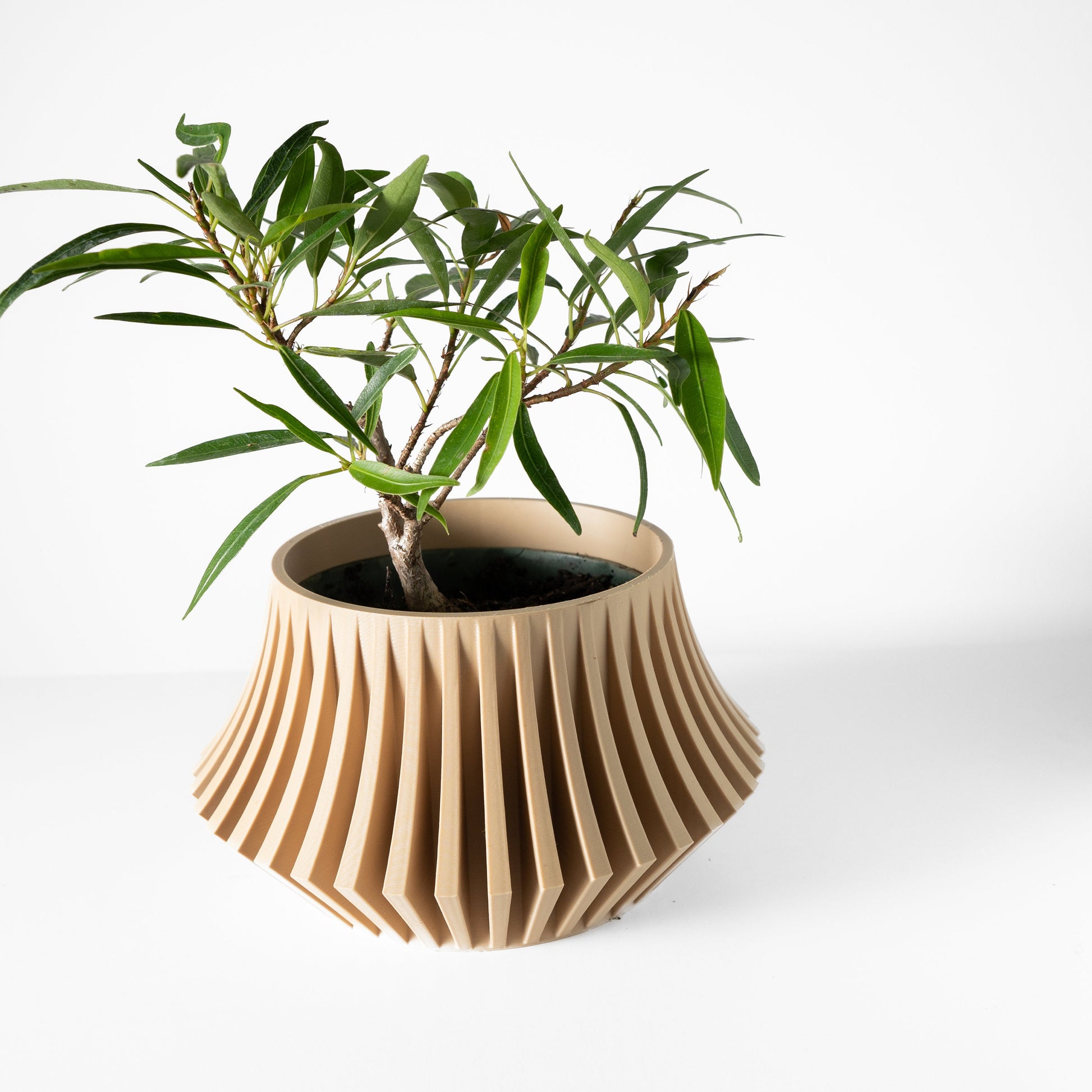 Modern Planter Pot - Minimalist Home Decor for Small & Medium Plants, Indoor Gardening Plant Lover Gift