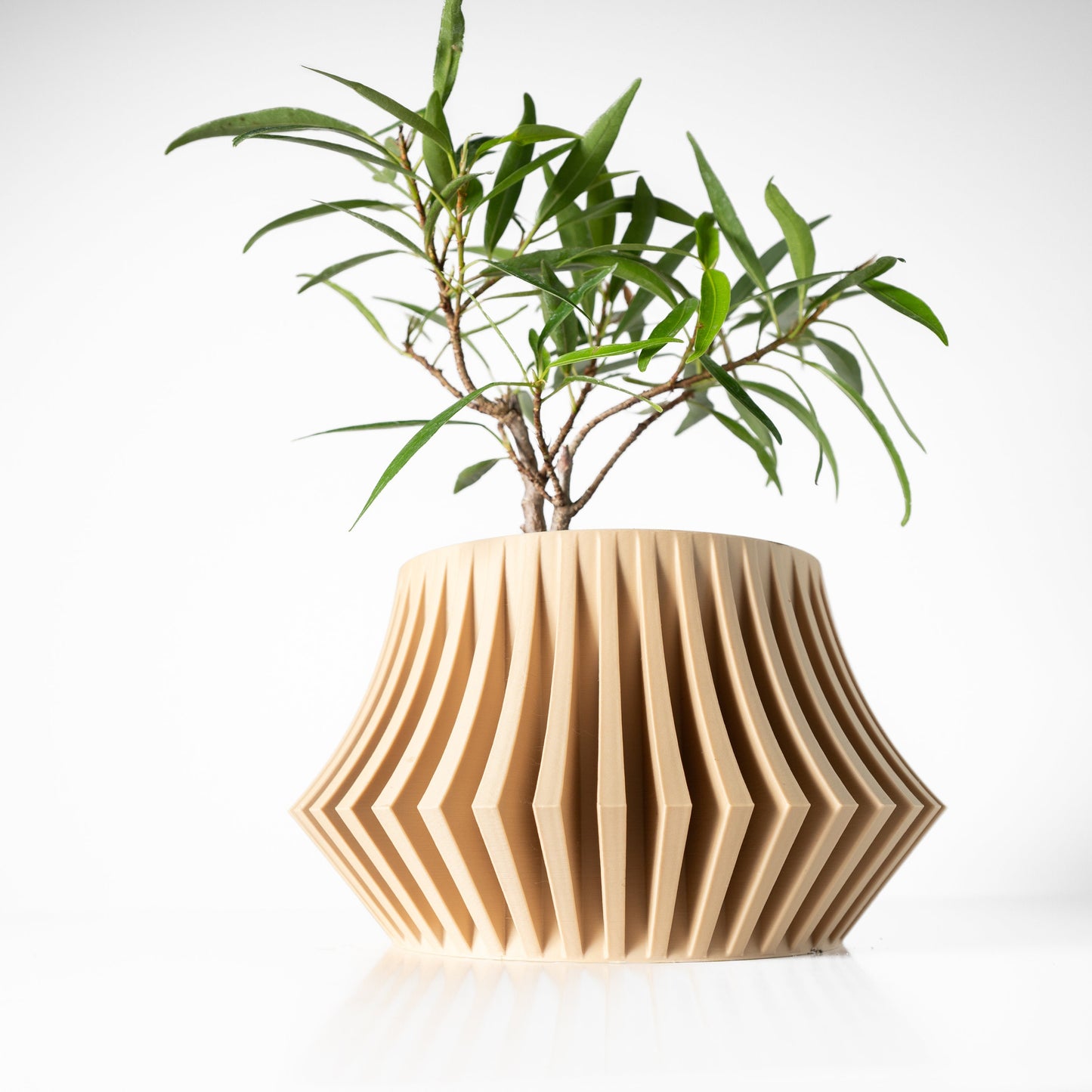 Modern Planter Pot - Minimalist Home Decor for Small & Medium Plants, Indoor Gardening Plant Lover Gift