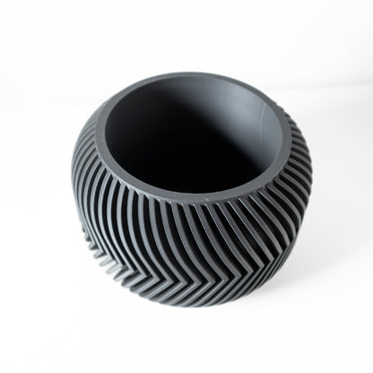 Modern Round Planter Pot - Minimalist Home Decor for Small & Medium Plants, Indoor Gardening Plant Lover Gift