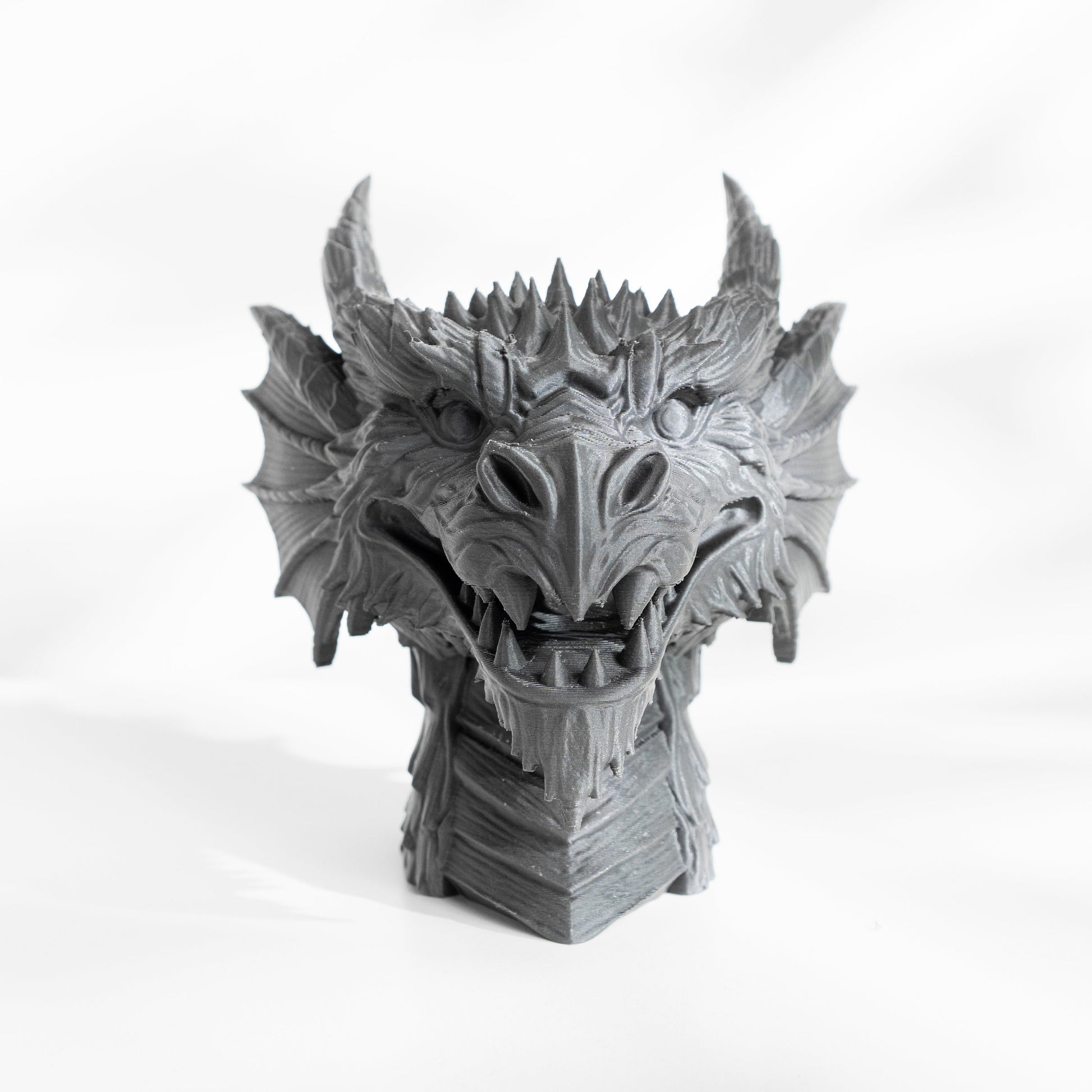 Majestic Dragon Head Planter with Integrated Drainage - Unique 3D Printed Garden Decor