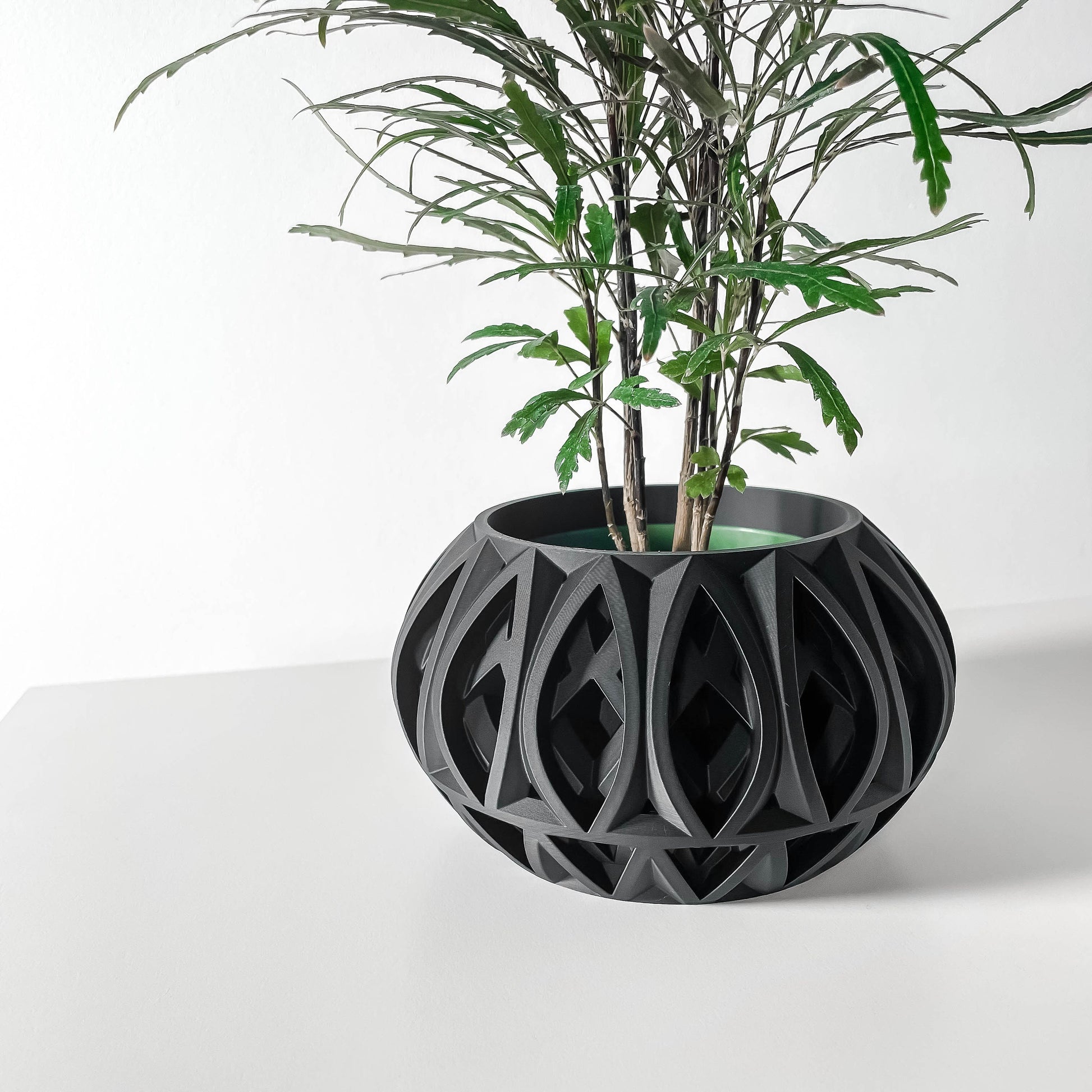 Modern Planter Pot - Minimalist Home Decor for Small & Medium Plants, Indoor Gardening Plant Lover Gift