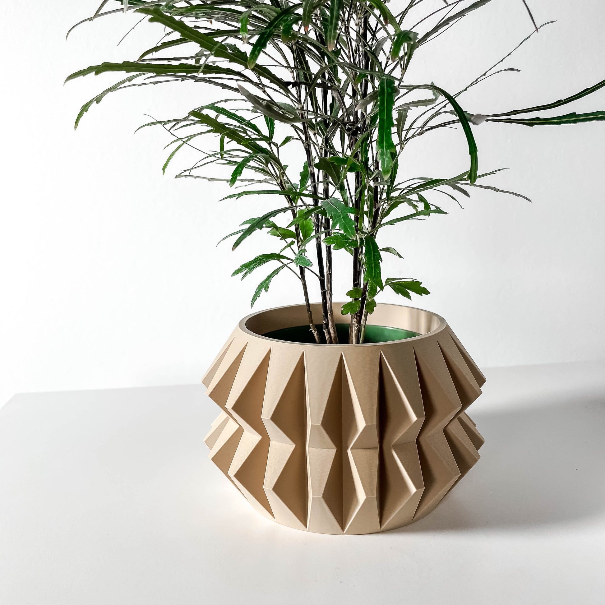 Modern Planter Pot - Minimalist Home Decor for Small & Medium Plants, Indoor Gardening Plant Lover Gift