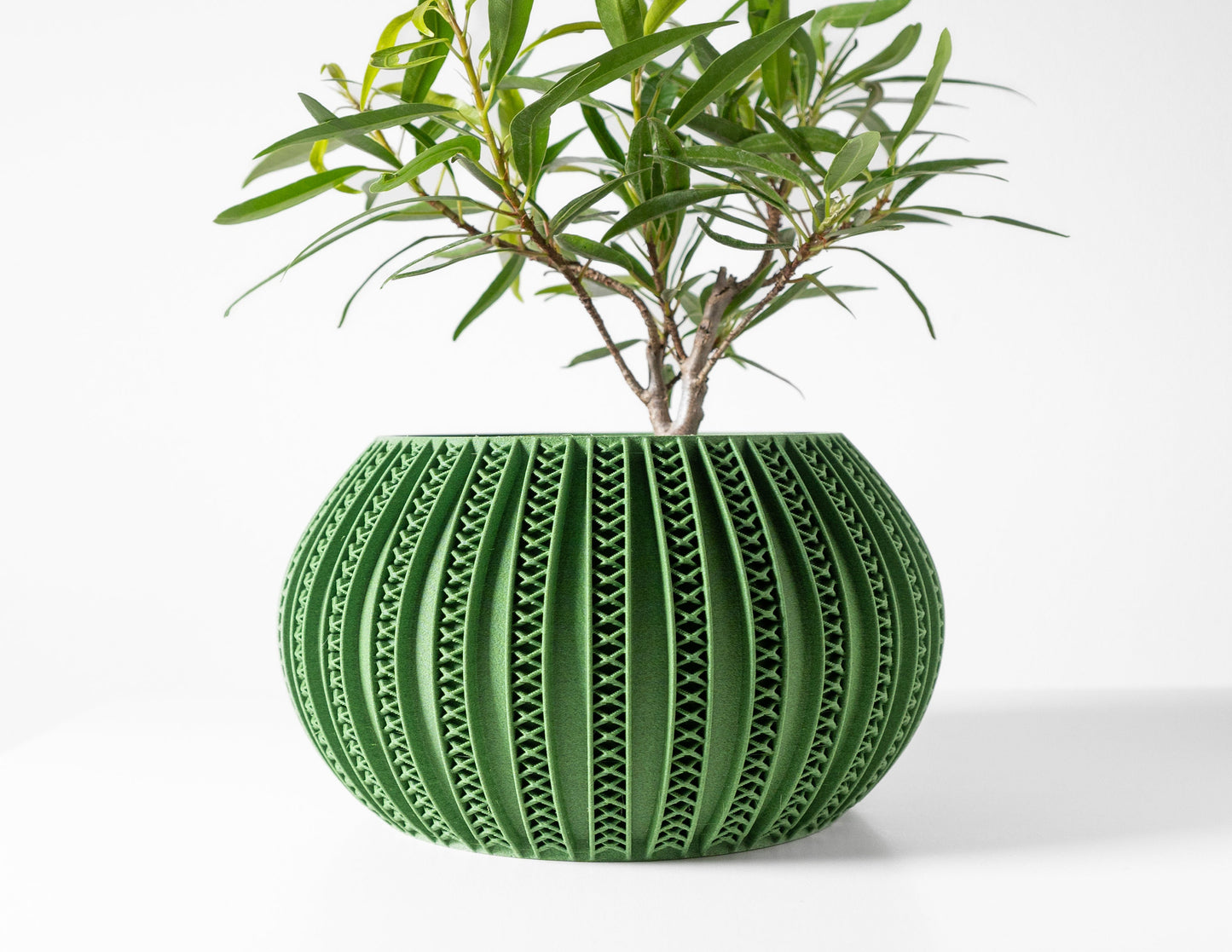 Modern Planter Pot - Stylish Home Decor for Small & Medium Plants, Indoor Gardening Plant Lover Gift