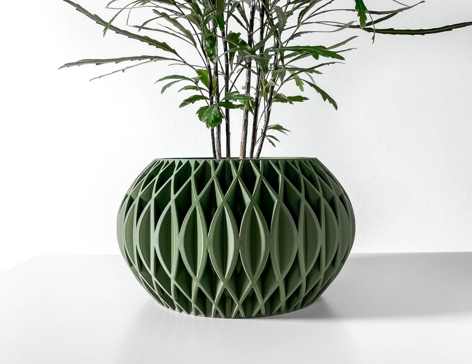 Modern Planter Pot - Stylish Home Decor for Small & Medium Plants, Indoor Gardening Plant Lover Gift