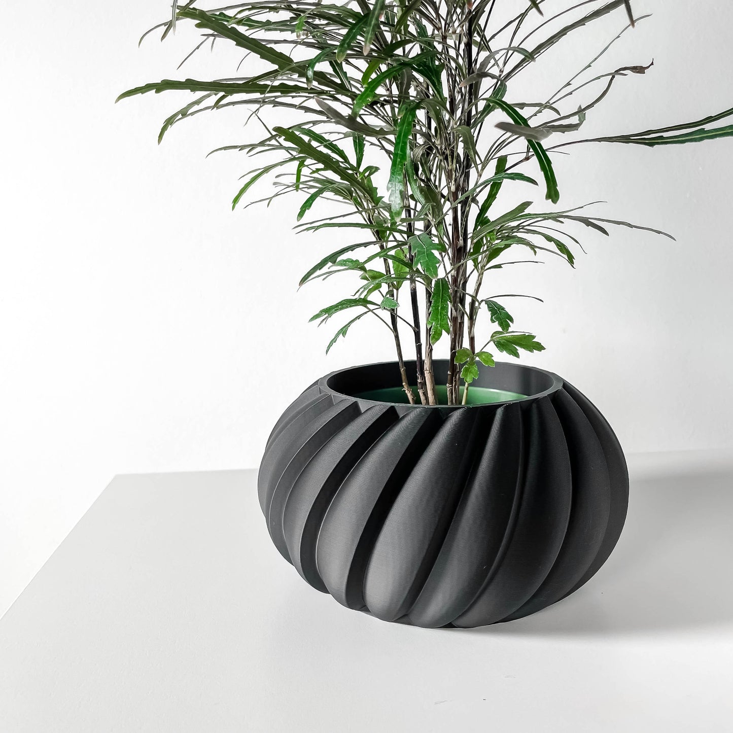 Modern Planter Pot - Stylish Home Decor for Small & Medium Plants, Indoor Gardening Plant Lover Gift