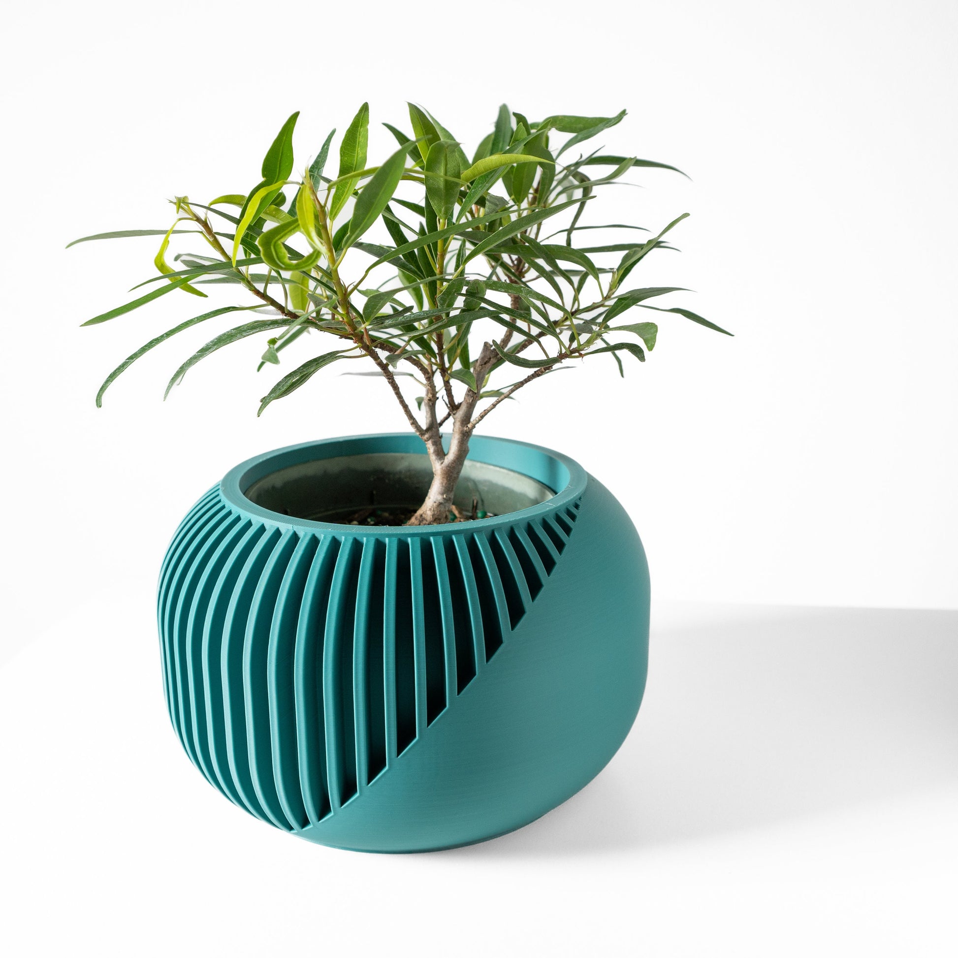 Modern Planter Pot - Stylish Home Decor for Small & Medium Plants, Indoor Gardening Plant Lover Gift