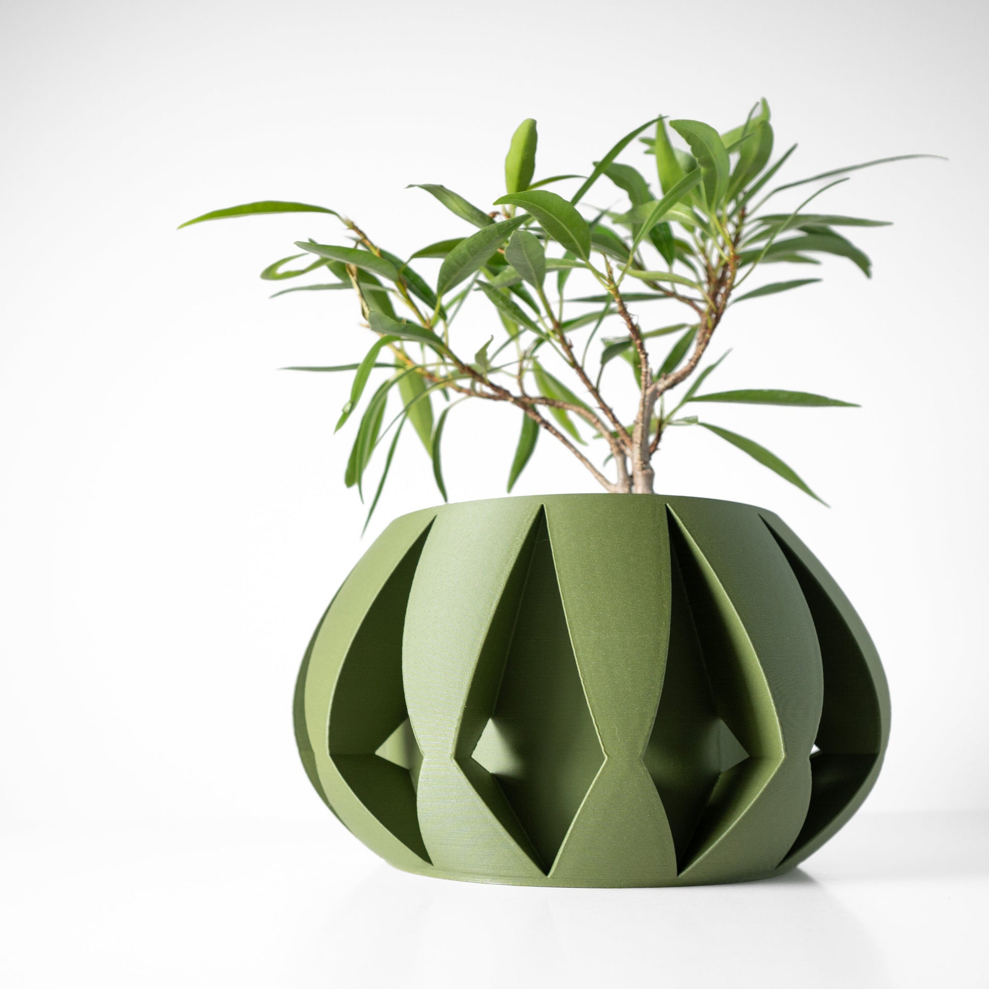 Modern Planter Pot - Stylish Home Decor for Small & Medium Plants, Indoor Gardening Plant Lover Gift