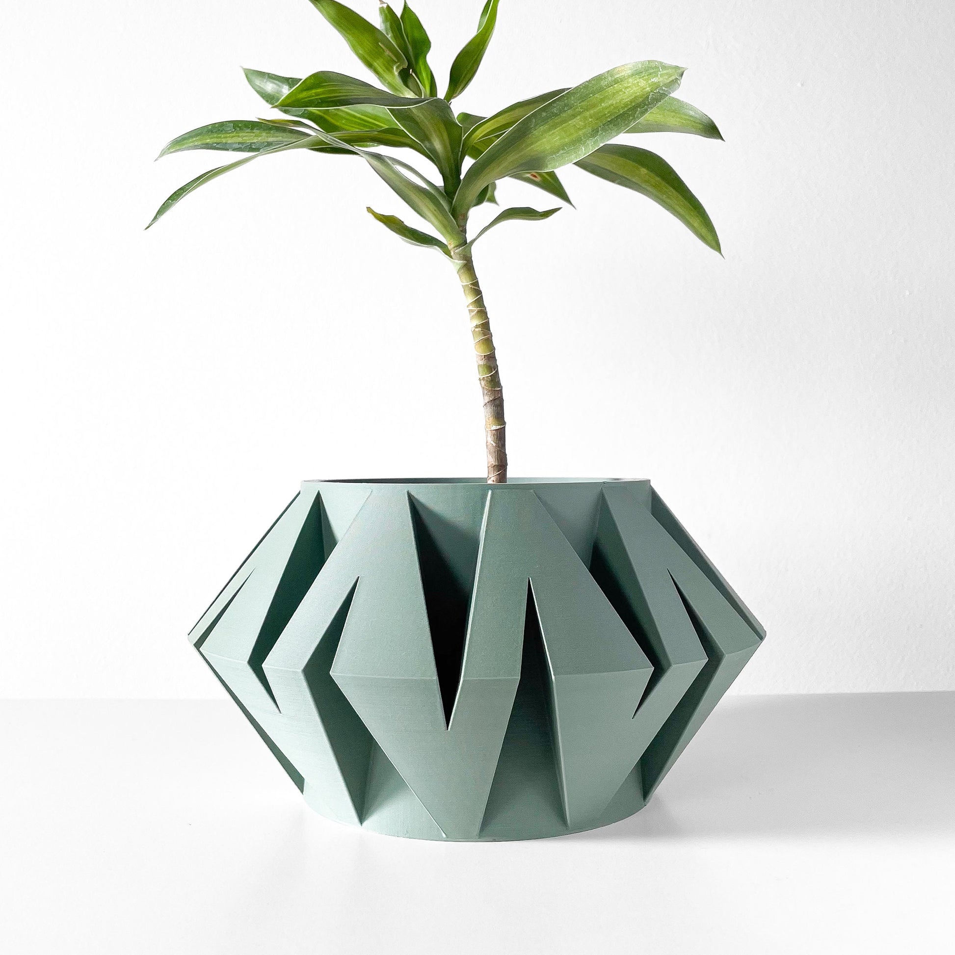 Modern Round Planter Pot - Minimalist Home Decor for Small & Medium Plants, Indoor Gardening Plant Lover Gift