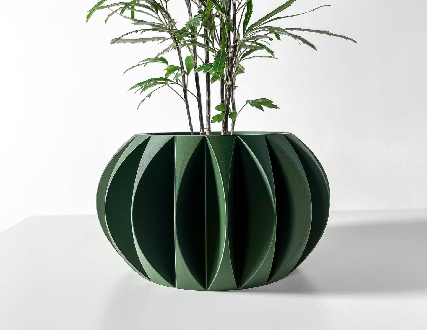 Modern Round Planter Pot - Minimalist Home Decor for Small & Medium Plants, Indoor Gardening Plant Lover Gift