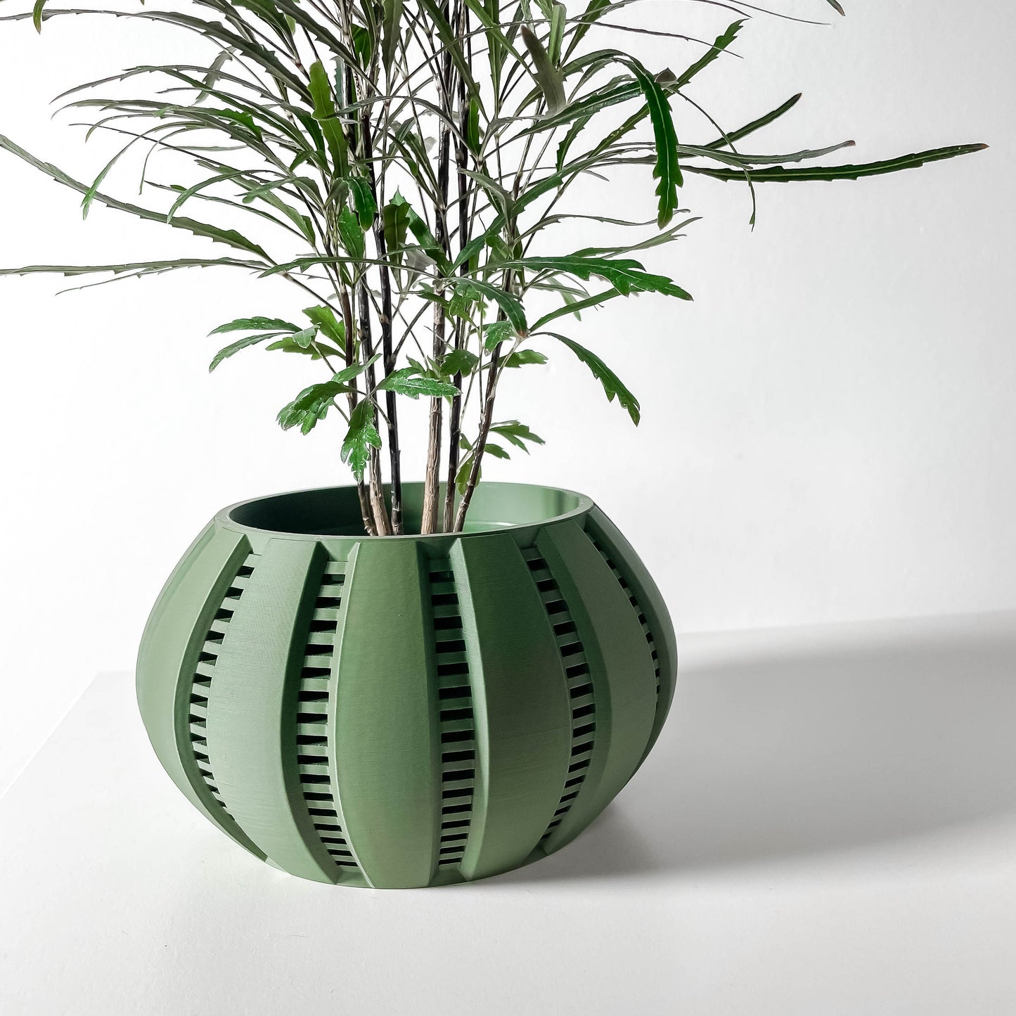 Modern Planter Pot - Minimalist Home Decor for Small & Medium Plants, Indoor Gardening Plant Lover Gift