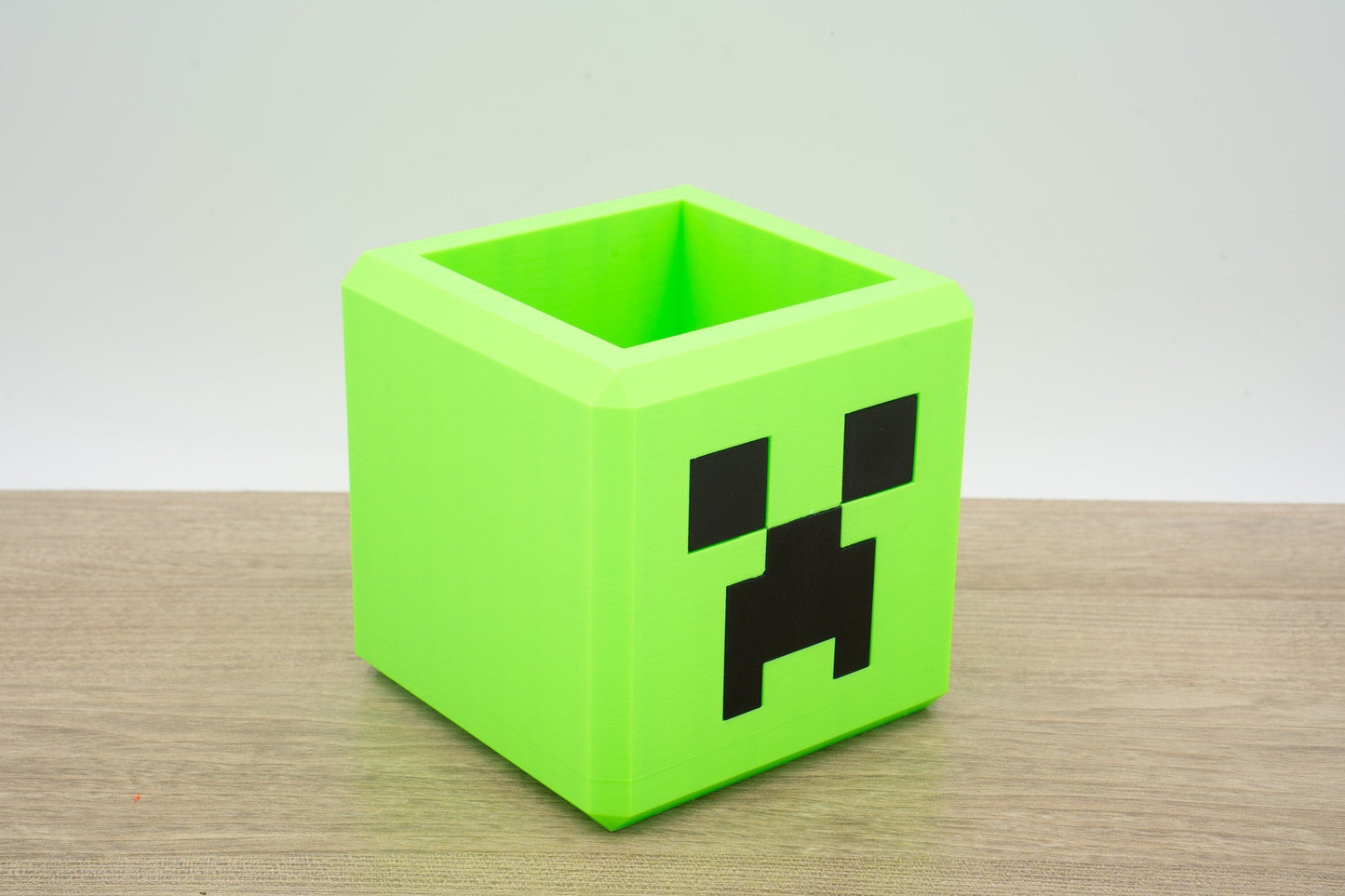 Creeper Monster Planter | Minecraft Creeper Inspired | Perfect Gamer Gift | Gamer Planter